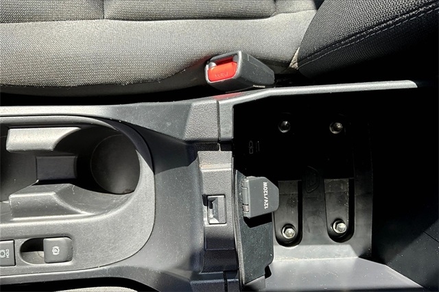 Toyota Corolla LE CVT (Natl) 2024