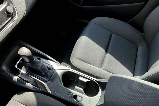 Toyota Corolla LE CVT (Natl) 2024