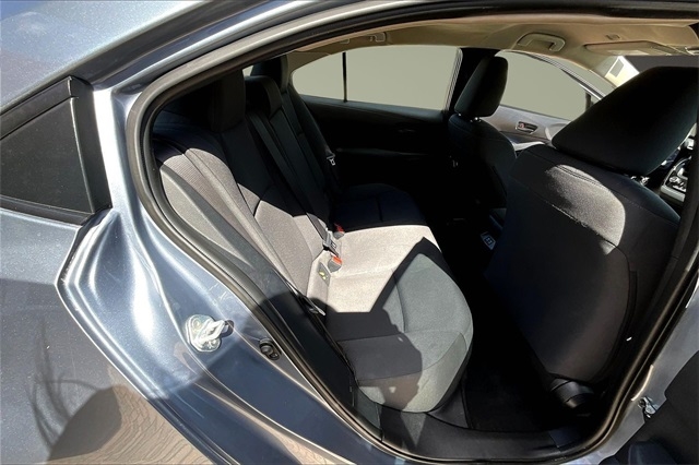 Toyota Corolla LE CVT (Natl) 2024