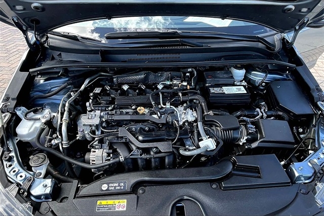 Toyota Corolla LE CVT (Natl) 2024