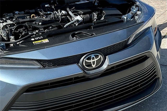 Toyota Corolla LE CVT (Natl) 2024