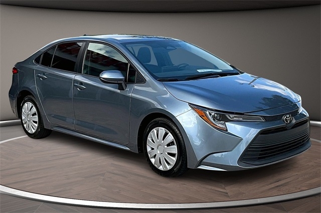 Toyota Corolla LE CVT (Natl) 2024