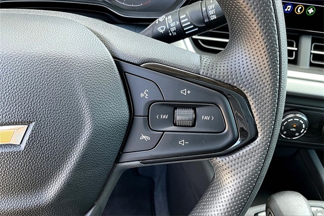 Chevrolet Trax FWD 4dr LS 2025