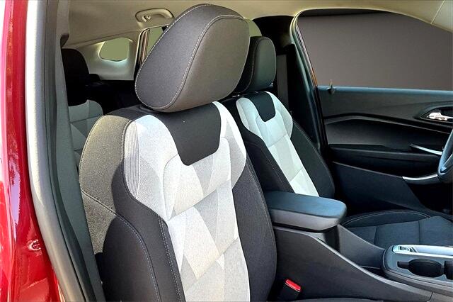 Chevrolet Trax FWD 4dr LS 2025