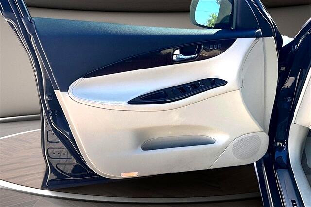 Infiniti QX50 RWD 2017