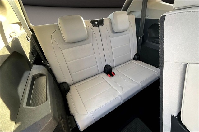 Volkswagen Tiguan 2.0T SEL R-Line Black FWD 2019