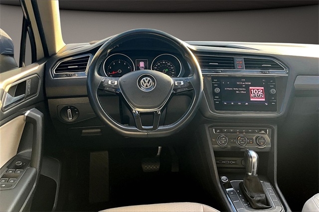 Volkswagen Tiguan 2.0T SEL R-Line Black FWD 2019