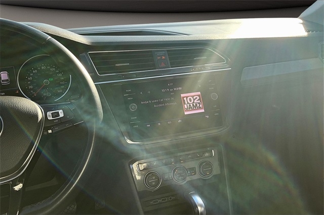 Volkswagen Tiguan 2.0T SEL R-Line Black FWD 2019