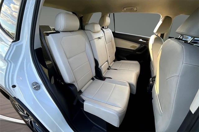 Volkswagen Tiguan 2.0T SEL R-Line Black FWD 2019