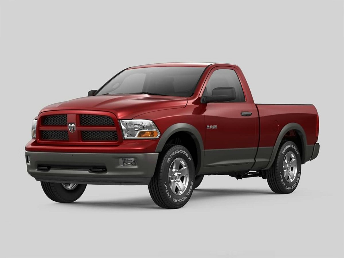 2012 RAM 1500 2WD Quad Cab 140.5" SLT