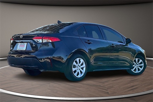 Toyota Corolla LE CVT (Natl) 2022