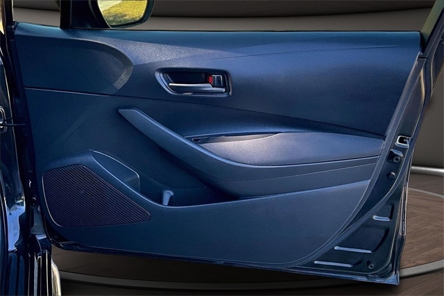 Toyota Corolla LE CVT (Natl) 2022