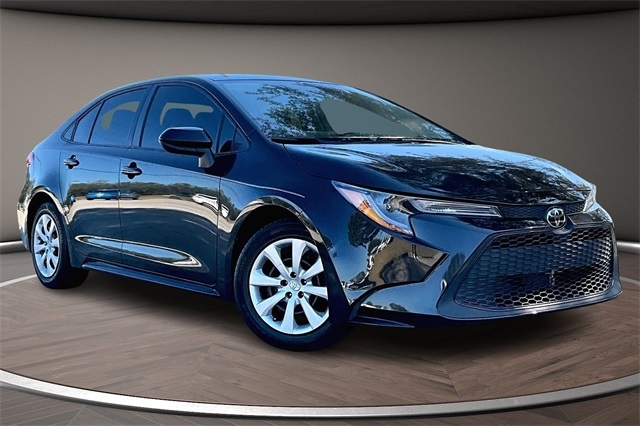 Toyota Corolla LE CVT (Natl) 2022