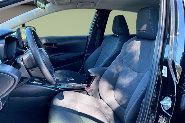 Toyota Corolla LE CVT (Natl) 2022