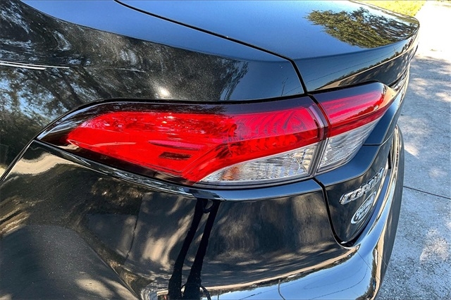 Toyota Corolla LE CVT (Natl) 2022