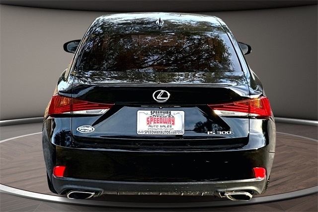 Lexus IS IS 300 RWD 2018
