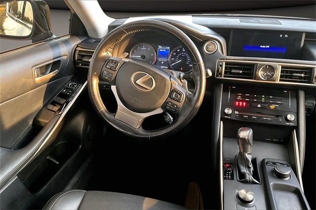 Lexus IS IS 300 RWD 2018