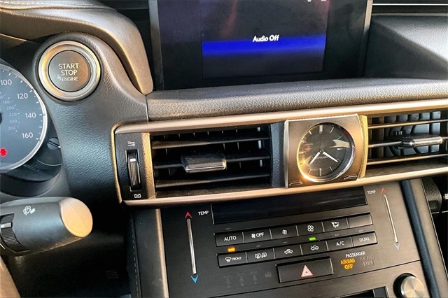 Lexus IS IS 300 RWD 2018