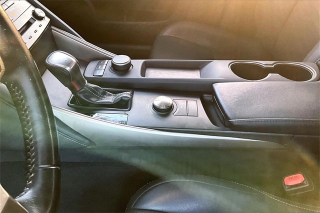 Lexus IS IS 300 RWD 2018