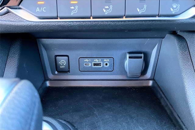 Nissan Sentra SV CVT 2025