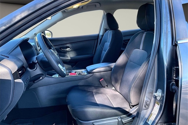 Nissan Sentra SV CVT 2025