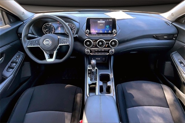 Nissan Sentra SV CVT 2025