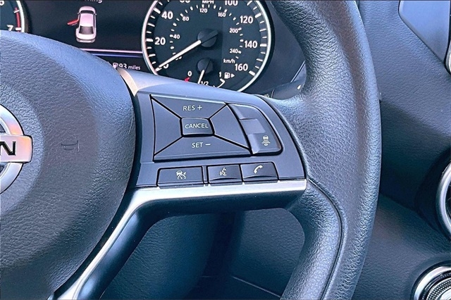 Nissan Sentra SV CVT 2025