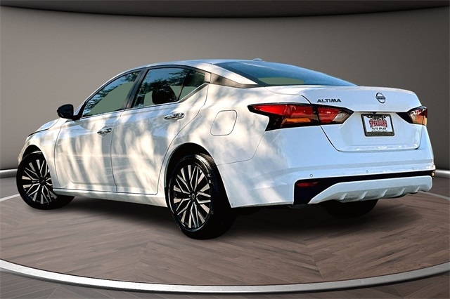 Nissan Altima SV FWD 2025