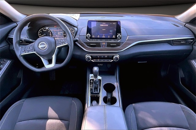 Nissan Altima SV FWD 2025