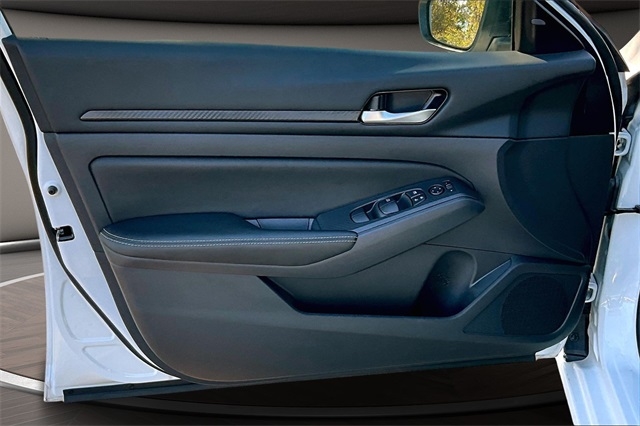 Nissan Altima SV FWD 2025