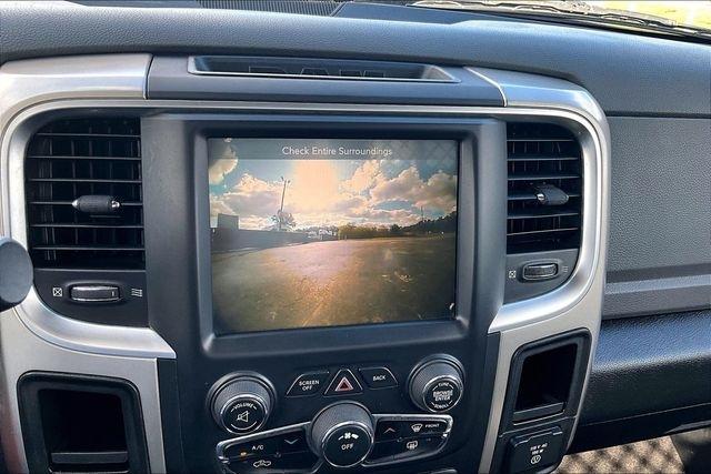 RAM 3500 4WD Reg Cab 167" WB 84" CA SLT 2016