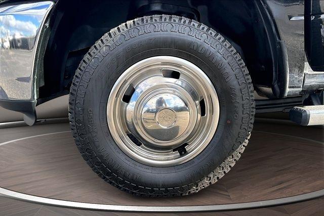 RAM 3500 4WD Reg Cab 167" WB 84" CA SLT 2016