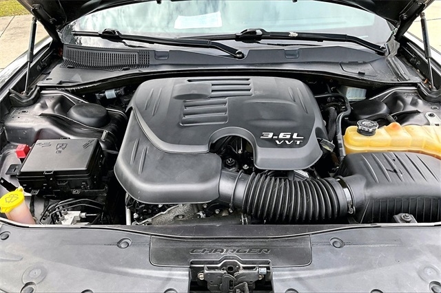 Dodge Charger SXT RWD 2019