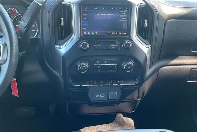 Chevrolet Silverado 1500 2WD Crew Cab 147" LT 2020