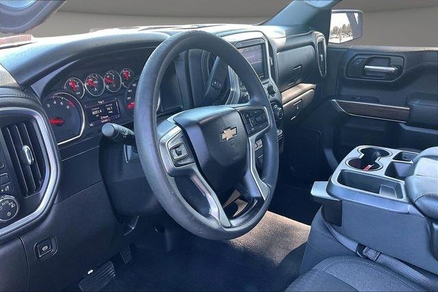 Chevrolet Silverado 1500 2WD Crew Cab 147" LT 2020