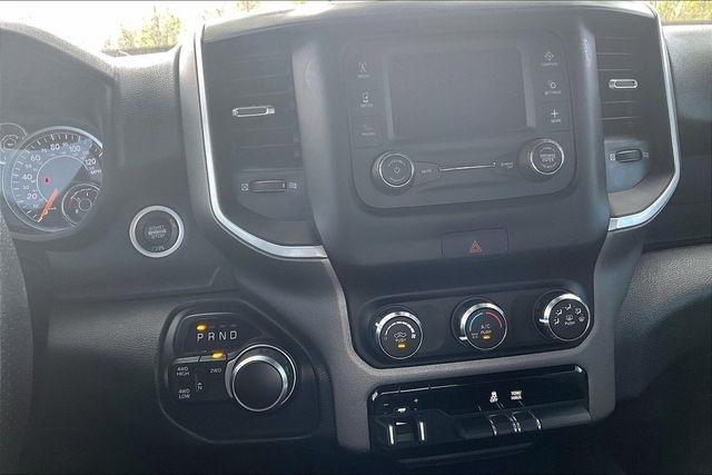 RAM 2500 Big Horn 4x4 Crew Cab 6'4" Box 2021