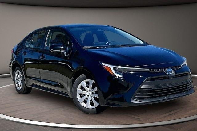 Toyota Corolla Hybrid LE FWD (Natl) 2025