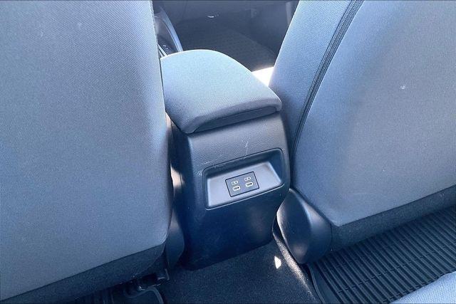 Toyota Corolla Hybrid LE FWD (Natl) 2025