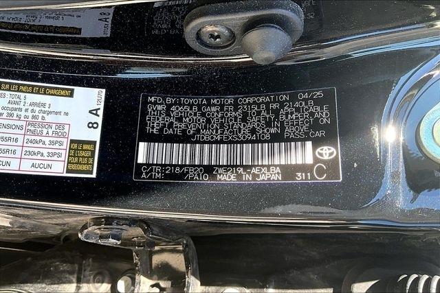 Toyota Corolla Hybrid LE FWD (Natl) 2025