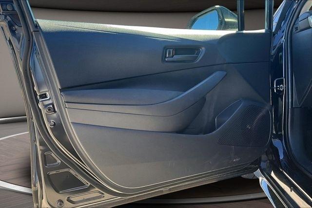 Toyota Corolla Hybrid LE FWD (Natl) 2025