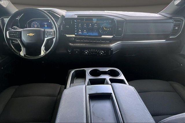 Chevrolet Silverado 1500 4WD Crew Cab 147" LT w/1LT 2023