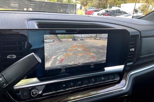 Chevrolet Silverado 1500 4WD Crew Cab 147" LT w/1LT 2023