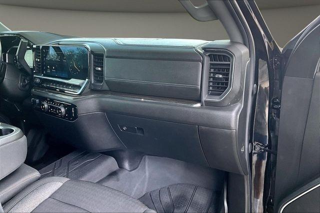 Chevrolet Silverado 1500 4WD Crew Cab 147" LT w/1LT 2023