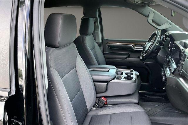 Chevrolet Silverado 1500 4WD Crew Cab 147" LT w/1LT 2023