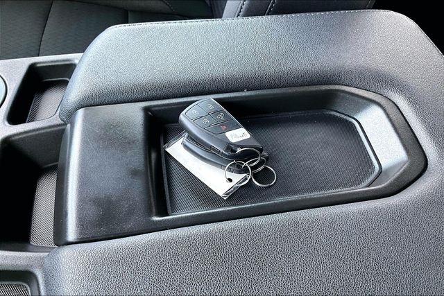 Chevrolet Silverado 1500 4WD Crew Cab 147" LT w/1LT 2023