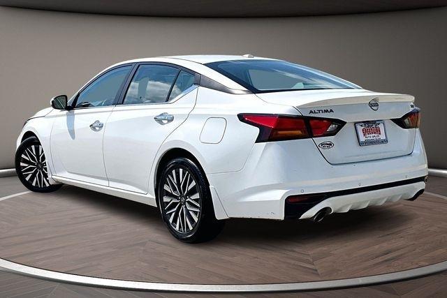 Nissan Altima 2.5 SV Sedan 2023