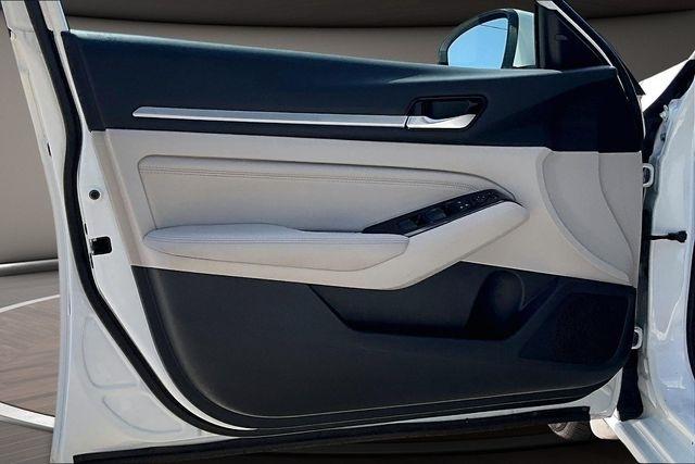 Nissan Altima 2.5 SV Sedan 2023