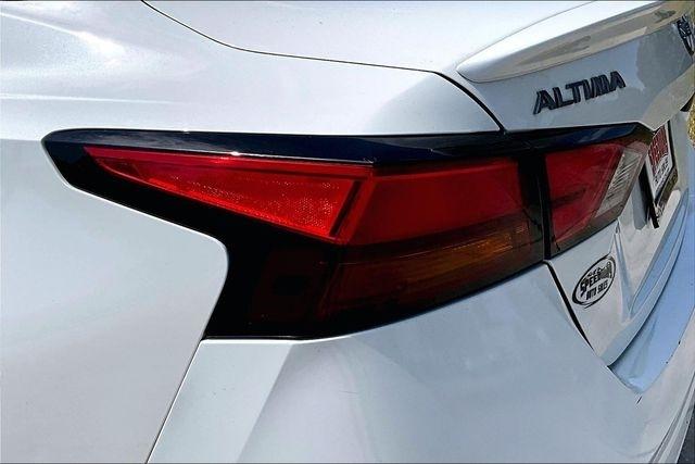 Nissan Altima 2.5 SV Sedan 2023