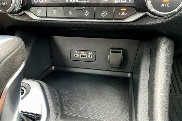 Nissan Sentra SV CVT 2023