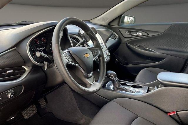 Chevrolet Malibu 4dr Sdn LS w/1FL 2024